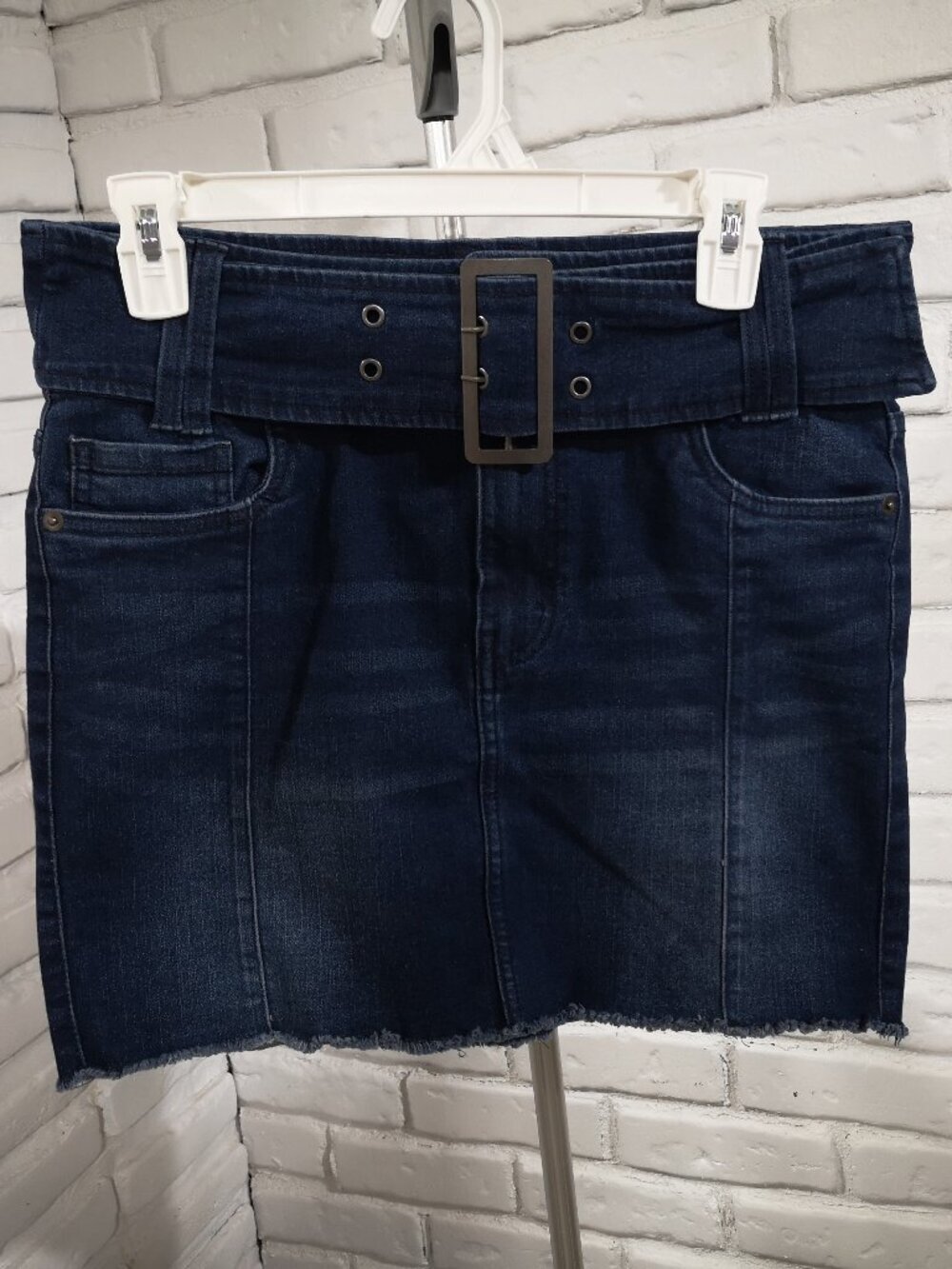 Jeaniologie Ladies Size 8 Medium Wash High Rise Short Denim Skirt w/ Wide Belt